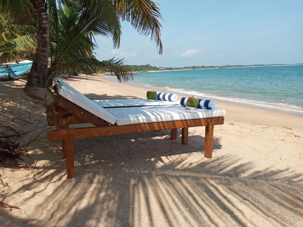Serenity Beach Cabanas Тангале Екстериор снимка