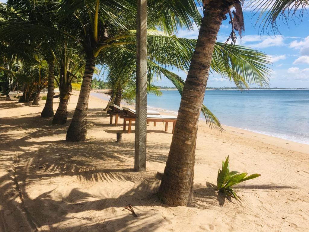 Serenity Beach Cabanas Тангале Екстериор снимка