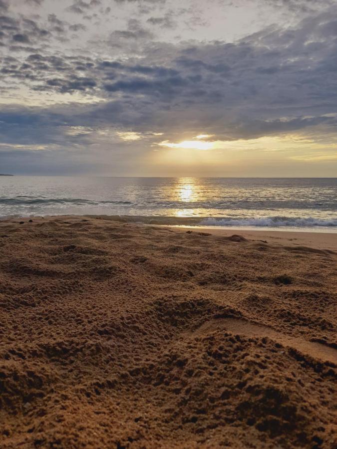 Serenity Beach Cabanas Тангале Екстериор снимка