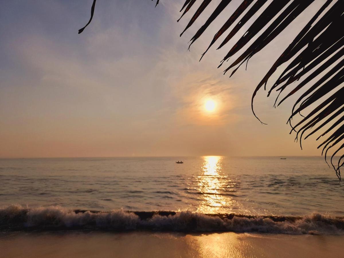 Serenity Beach Cabanas Тангале Екстериор снимка