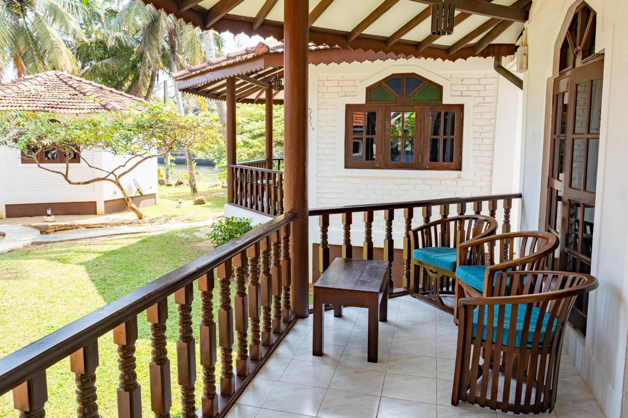 Serenity Beach Cabanas Тангале Екстериор снимка