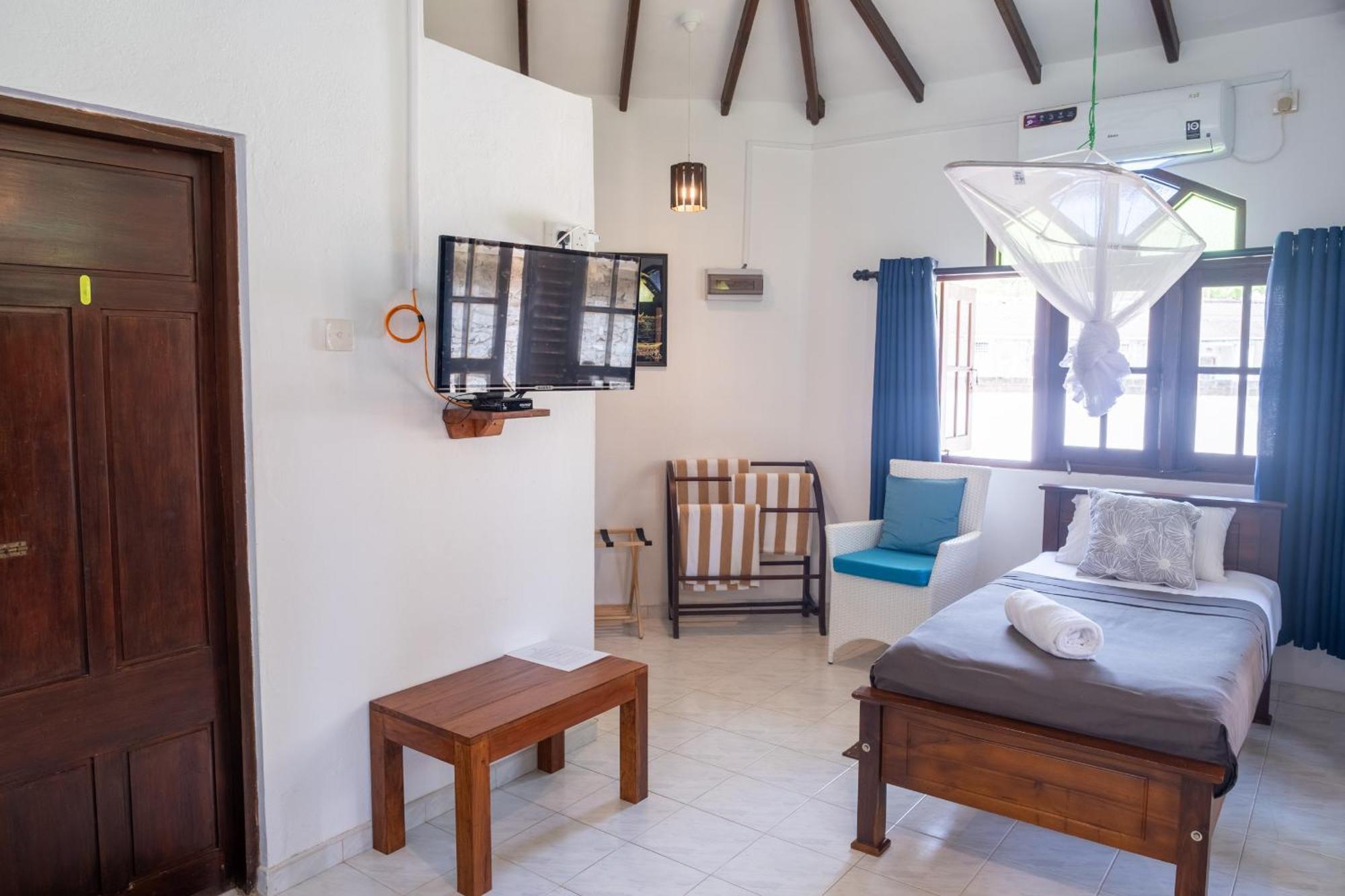 Serenity Beach Cabanas Тангале Екстериор снимка
