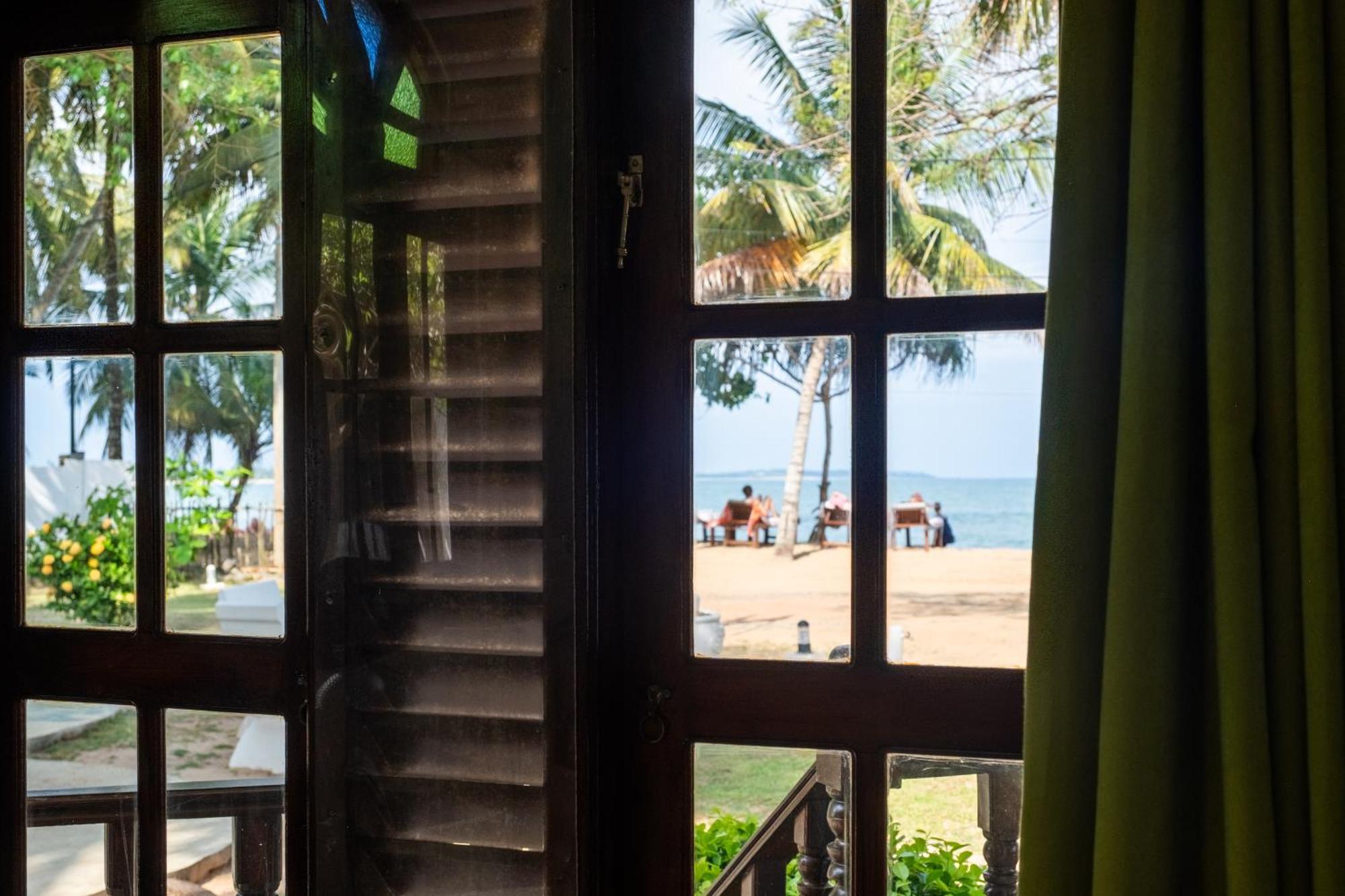 Serenity Beach Cabanas Тангале Екстериор снимка